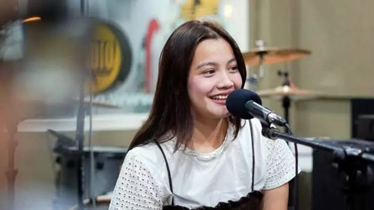 Tak Cuma Jago Nyanyi, Aruma Juga Bisa Bikin Instrumen Musik
