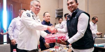 HUT RI Ke-80, Ribuan Bendera Merah Putih Dibagikan Oleh Pemkot Tangsel